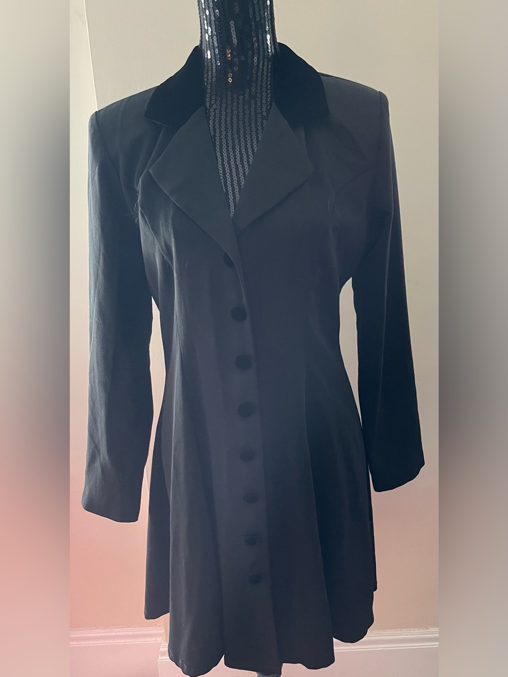 Le Chateau Black Blazer Dress With Velvet Collar & Buttons Size 11